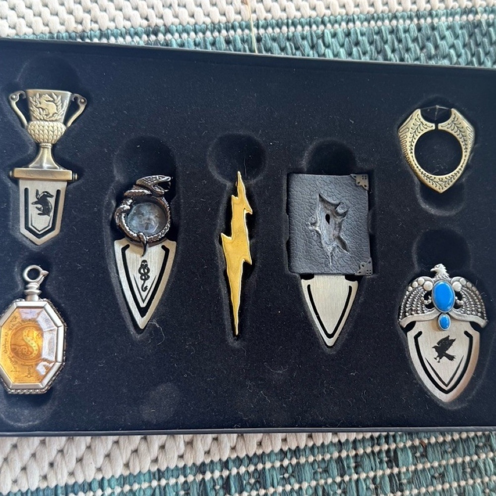Harry Potter Noble Collection 7 Horcrux Bookmark Collection -